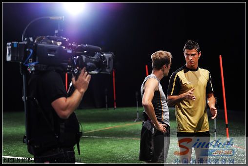 足坛巨星C罗携手嘉实多极护挑战极限考验