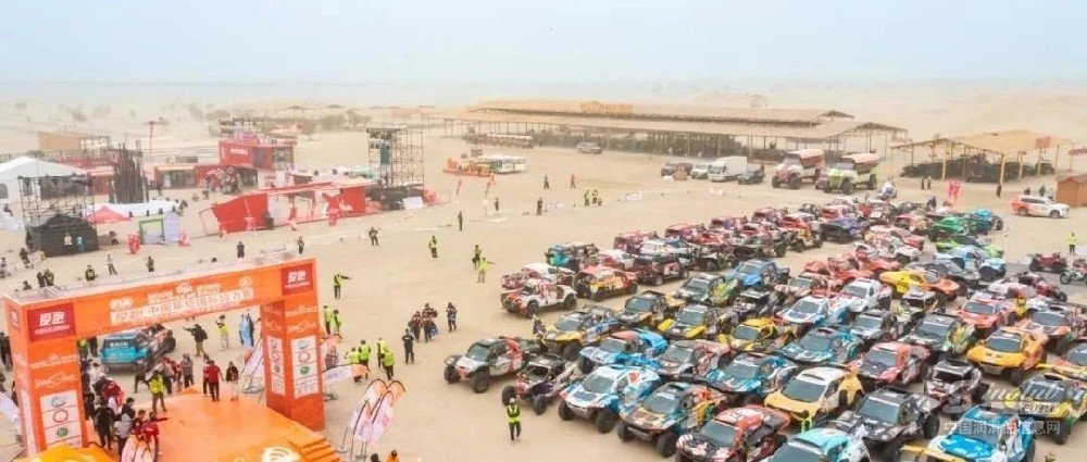 狂飙13天！2025 环塔拉力赛完美收官，民族品牌闪耀沙漠赛道