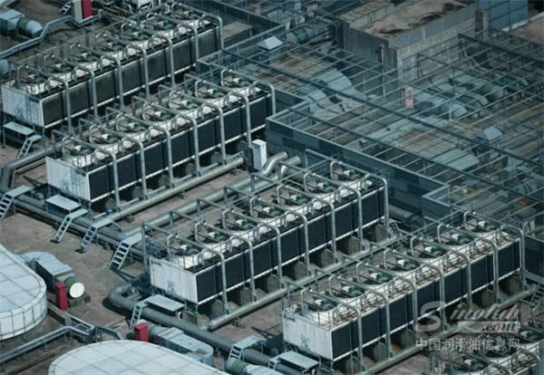 1787554571104782.jpg Chemours-adds-two-Opteon-refrigerants-for-data-centre-chillers-729x504.jpg