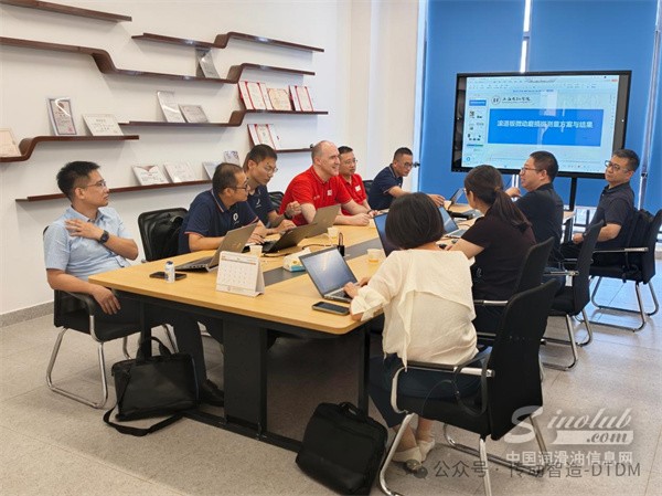 福斯润滑油（中国）CTO一行到访高可靠性风电装备传动系统实验室
