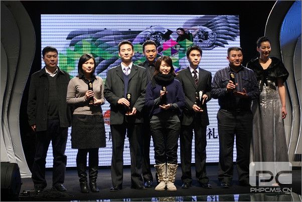 国际名模郭桦、著名影视演员高虎为活动09年度时尚环