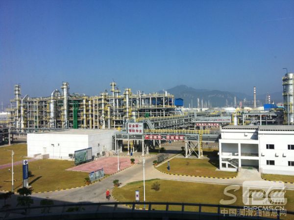 中海油惠州石化分公司基础油工厂外景