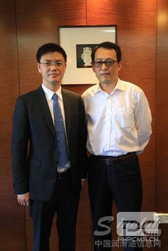 壳牌(中国)工业润滑油销售总经理陈斌（左）与陕鼓动力副总经理赵光（右）共同接受媒体采访