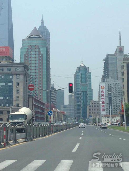 东昊广告牌亮相陆家嘴