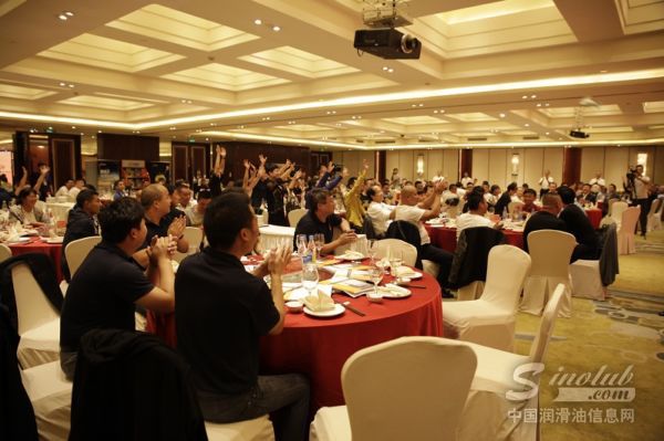 现场互动（小图）.jpg