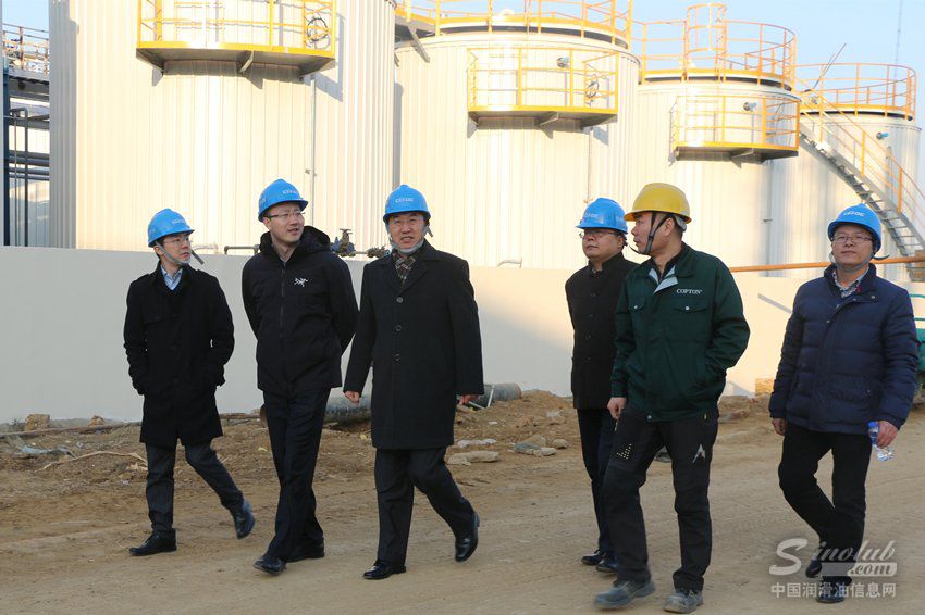 路博润中国区总裁参观康普顿石油化工 