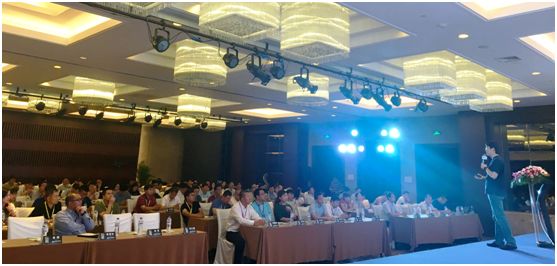 &ldquo;模式探索、思维转变，都是用钱填坑爬出来