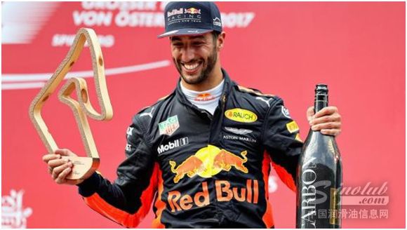 里卡多主场作战获季军连登领奖台，埃克森美