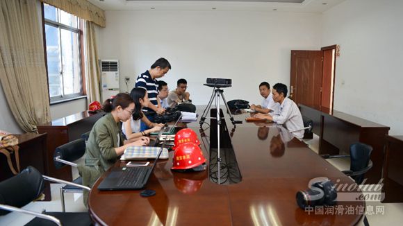 流淌在机械中的血液 长城润滑油助力水泥行