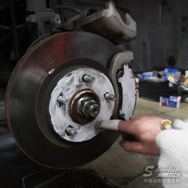 汽车秋季保养 \