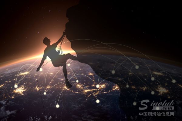 携世界最高级别柴机油出海，长城润滑油首秀