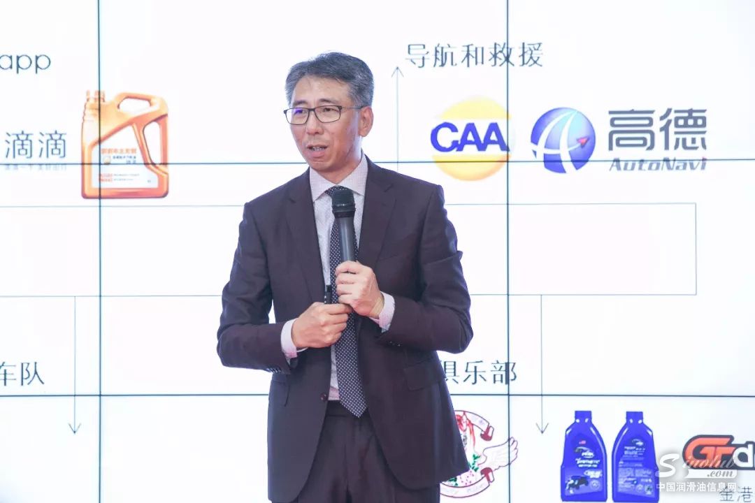 图为统一石化CEO李嘉先生发表致辞