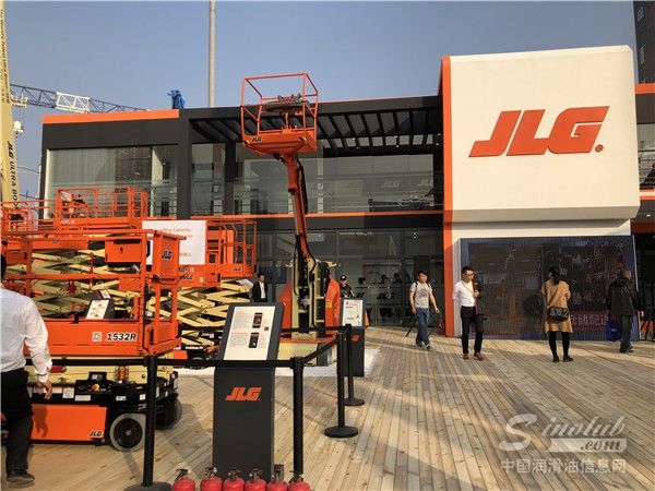 第9届上海宝马展展位风采：捷尔杰（JLG天津