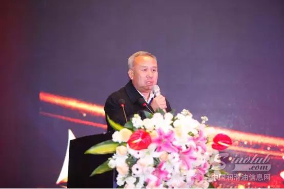 优秀经销商代表——昆明太航润滑油有限公司 \