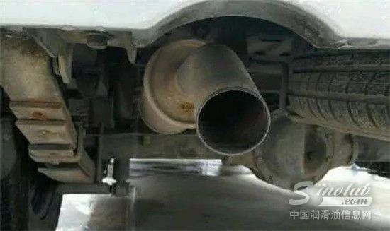 不管新车旧车,排气管加块铁,最少月省一箱油