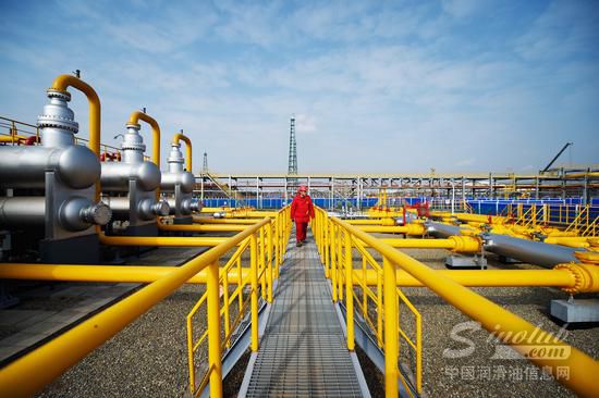 龙王庙组气藏生产运行