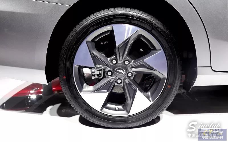 1555661846621413985307.jpg \