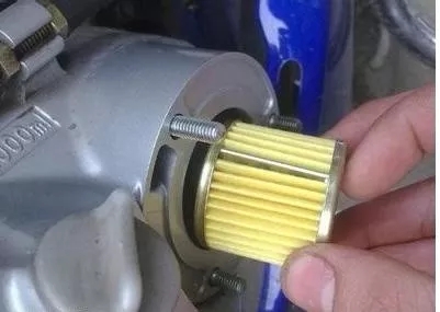 一个机油滤芯的寿命有多长？