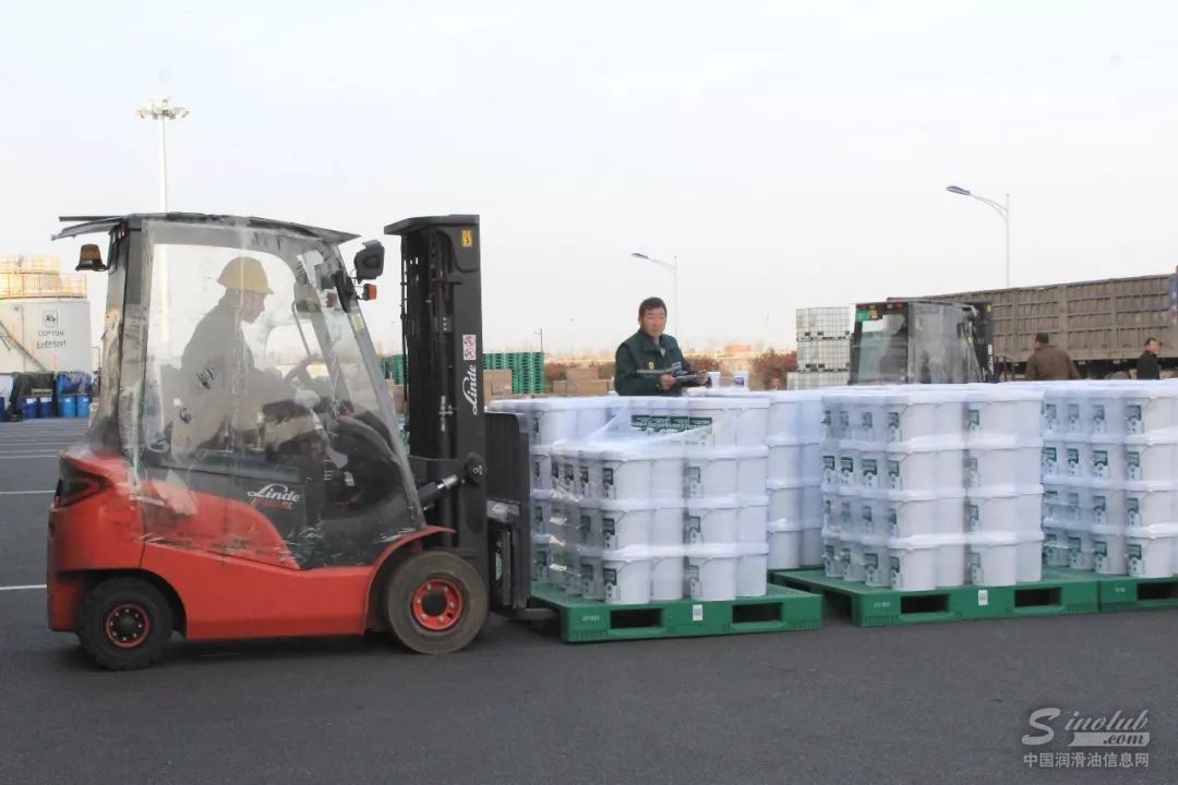 传化智联服务润滑油龙头企业康普顿