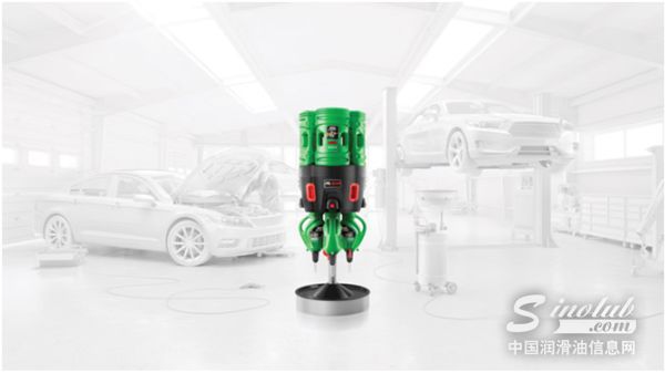 兼具环保高效与品牌特色,嘉实多为门店引进全新换油装置系统