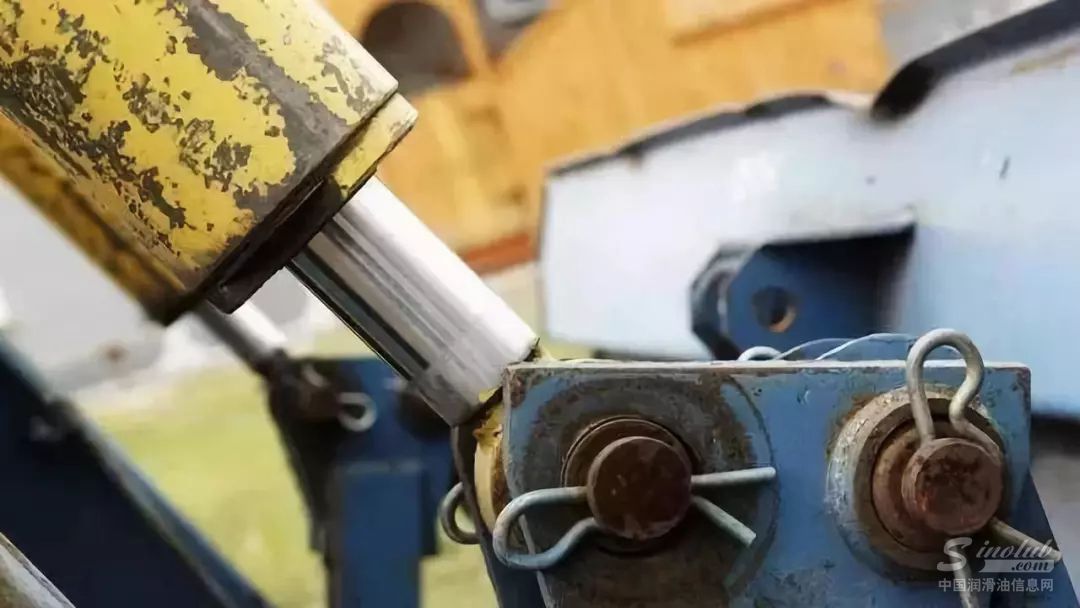 液压油缸说：我想要这样的液压油！