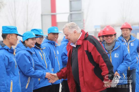 恒美润滑油与英商开展商务考察暨合作洽谈