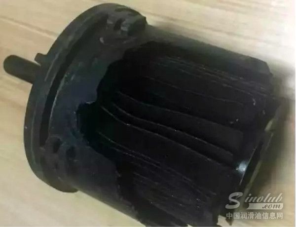 汽车滤清器多久换一次？