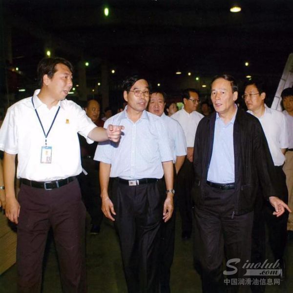 “非典时期战非典，新冠战疫抗新冠”！统一润滑油为客户保驾护航！