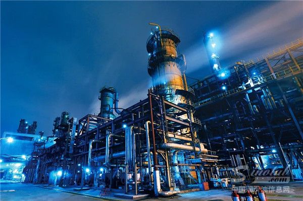 4月基础油市场分析，基础油进口同比大幅走