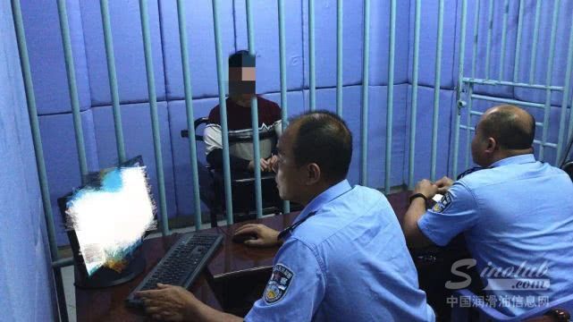 磐东一男子非法加工处理废机油，被依法刑拘！