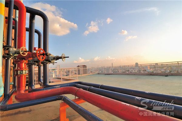 昆仑润滑聚醚压缩机油产品成功写入成都压缩