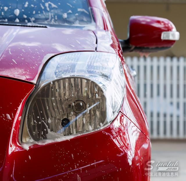 汽车保养这4步不能忽视，雨天点火启动小心