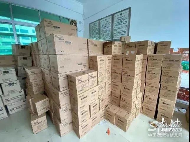 【假机油】曝光！广东梅州警方缴获假机油50