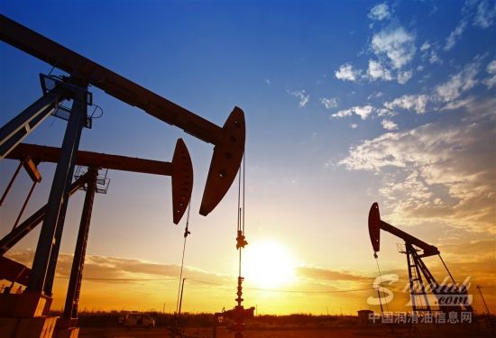 工业原油供给紧张，美国石油需求创新高！