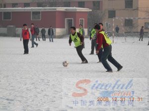 金雪驰