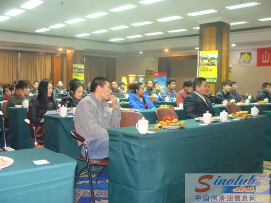 山推小松润滑油