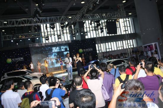 2011第三届中国(广州)国际改装车超模大赛