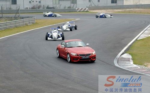 嘉实多鼎力支持BMW精英驾驶培训