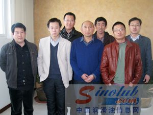 吕总与乐菲高层及行业同仁合影.jpg