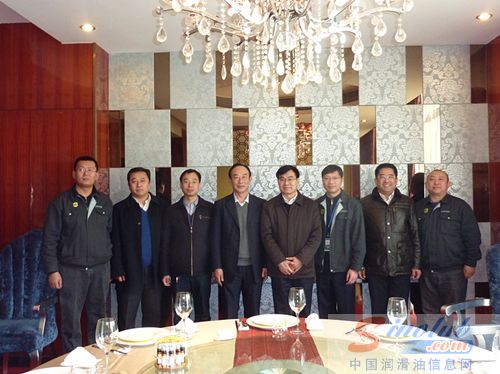 康普顿 中科院兰化所 山东大学化教育部领导