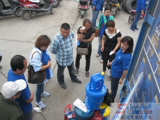 领跑中国·2012德乐卡车全国巡展活动