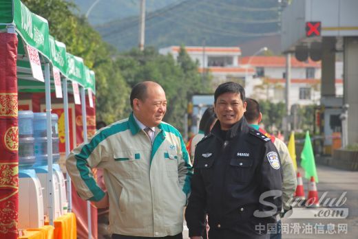 龙蟠 心系摩托车春运