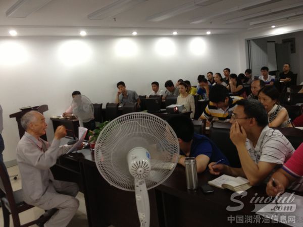 润滑油界专家高晓阳