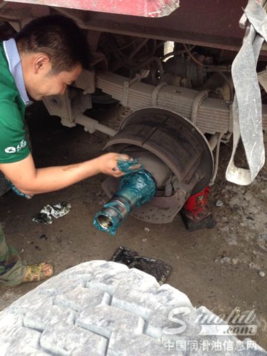 龙蟠润滑油首届全国保轮大赛