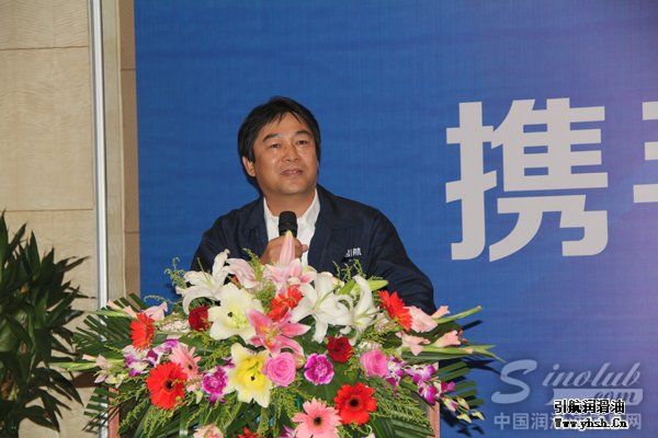 引航石化总经理周忠诚
