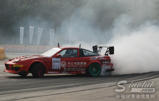 零公里润滑油CDF车队