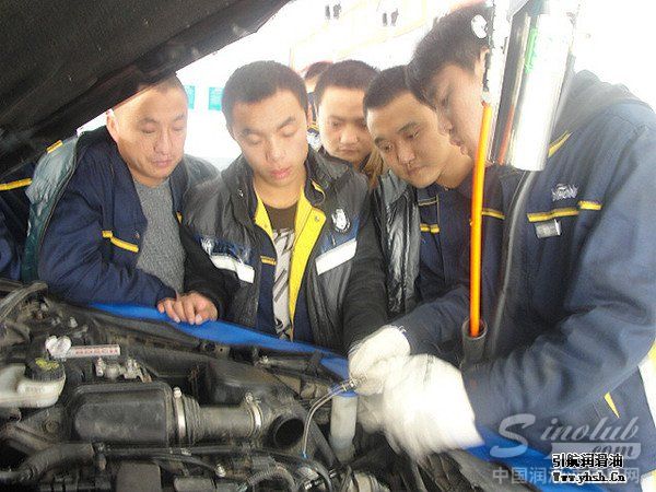 引航快速换油加盟店