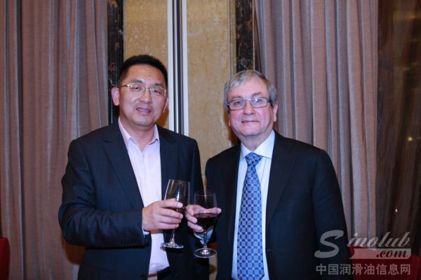 加拿大财政部副部长迈克尔-霍甘