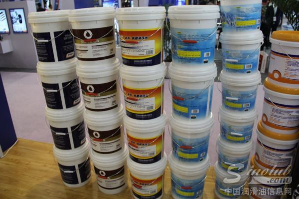 引航润滑油展台风采