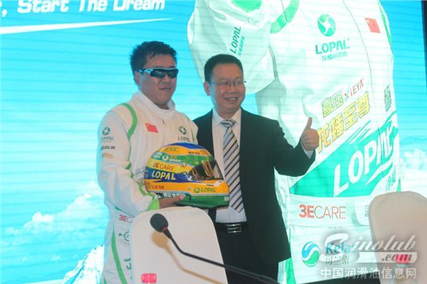 柯受良弟子将驾车飞越黑龙江 要延续师傅梦想